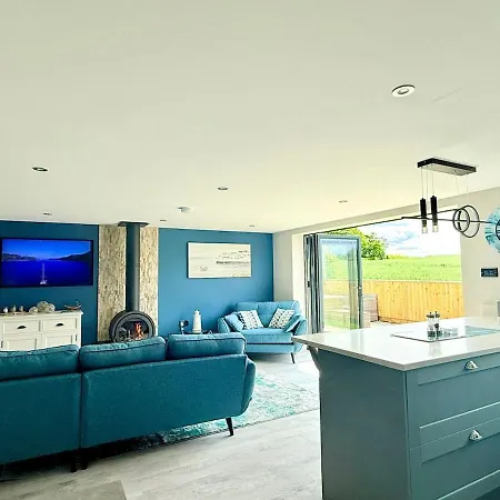 Seaside Getaway - Roebuck *